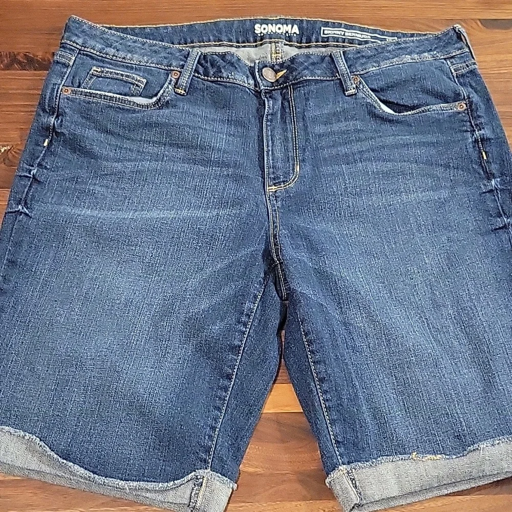 SKINNY BERMUDA DENIM SHORTS - Picture 1 of 7